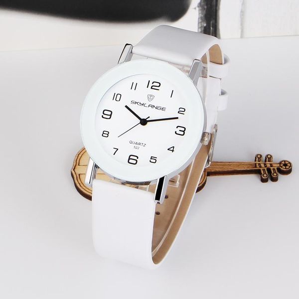 watch korean version simple little fresh versatile men's quartz wristwatches, Slivery;brown
watch korean version simple little fresh versatile men's quartz wristwatches, Slivery;brown