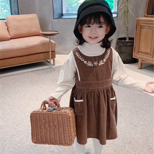 girl set 2021 autumn kids clothes girls 2pieces outfits long sleeve tshirt and dress children party clothing, White
girl set 2021 autumn kids clothes girls 2pieces outfits long sleeve tshirt and dress children party clothing, White