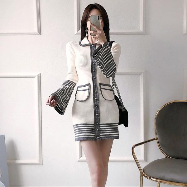 casual dresses woman single breasted button decoration striped patchwork bodycon pencil dress flare sleeve mini knitted vestidos, Black;gray
casual dresses woman single breasted button decoration striped patchwork bodycon pencil dress flare sleeve mini knitted vestidos, Black;gray
