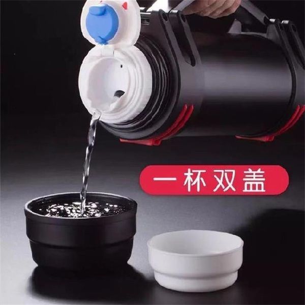 the portable pot has a large capacity of 2000ml water with one key, and the thermos cup is 2500ml 1500ml.20212021
the portable pot has a large capacity of 2000ml water with one key, and the thermos cup is 2500ml 1500ml.20212021