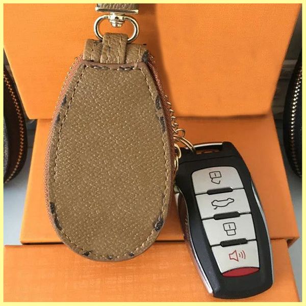 luxurys car key chain coin purse letter keychains metal buckle designer men women pendant key case wallet accessories 21112601r, Slivery;golden
luxurys car key chain coin purse letter keychains metal buckle designer men women pendant key case wallet accessories 21112601r, Slivery;golden