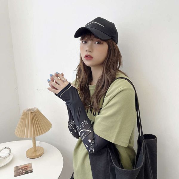 ice silk sleeves sunscreen gloves female uv protection silk arm summer driving ice cool sleeve male 
ice silk sleeves sunscreen gloves female uv protection silk arm summer driving ice cool sleeve male