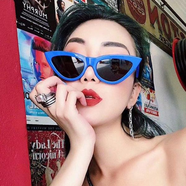 sunglasses vintage triangle frame cat eye women luxury designer tinted color lens eyewear retro feminino eyeglass, White;black
sunglasses vintage triangle frame cat eye women luxury designer tinted color lens eyewear retro feminino eyeglass, White;black