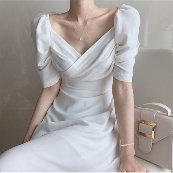 2021 new silk skirt, bubble sleeve, korean style, exquisite, v-neck, high waist, fit, goddess skirt eiaq, Black;gray
2021 new silk skirt, bubble sleeve, korean style, exquisite, v-neck, high waist, fit, goddess skirt eiaq, Black;gray