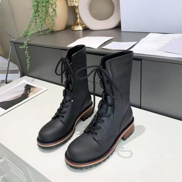 2021 womens shoe flat heels boot fashion girls coarse non-slip winter shoes ladies outdoor martin boots for three different colors size us4-, Black
2021 womens shoe flat heels boot fashion girls coarse non-slip winter shoes ladies outdoor martin boots for three different colors size us4-, Black