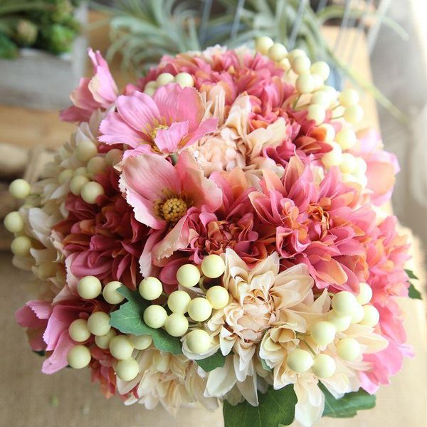 artificial flower dahlia berry bouquet silk daisy green leaf home decoration wedding holding road wall fake flowers decorative & wreaths
artificial flower dahlia berry bouquet silk daisy green leaf home decoration wedding holding road wall fake flowers decorative & wreaths
