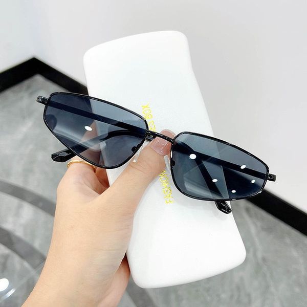 sunglasses women men trending vintage triangle luxury retro metal sun glasses ladies female eyewear uv400 decorative, White;black
sunglasses women men trending vintage triangle luxury retro metal sun glasses ladies female eyewear uv400 decorative, White;black