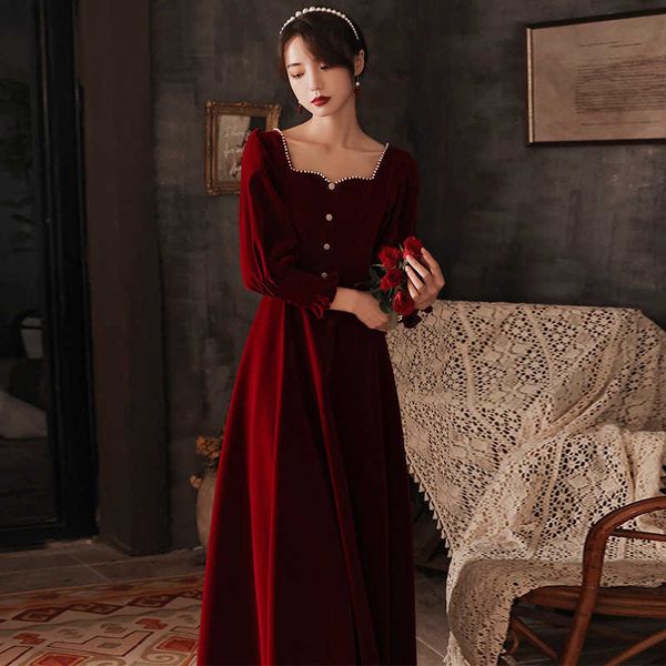 luxury evening dress the bride's toast cloth can usually wear the winter square neck long sleeve wine red veet engagement annual meetin, Black;gray
luxury evening dress the bride's toast cloth can usually wear the winter square neck long sleeve wine red veet engagement annual meetin, Black;gray
