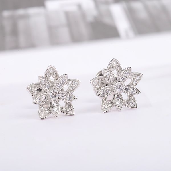 2021 trend famous brand pure party jewelry earrings for women lotus zircon europe luxury flowers ear pin, Golden
2021 trend famous brand pure party jewelry earrings for women lotus zircon europe luxury flowers ear pin, Golden