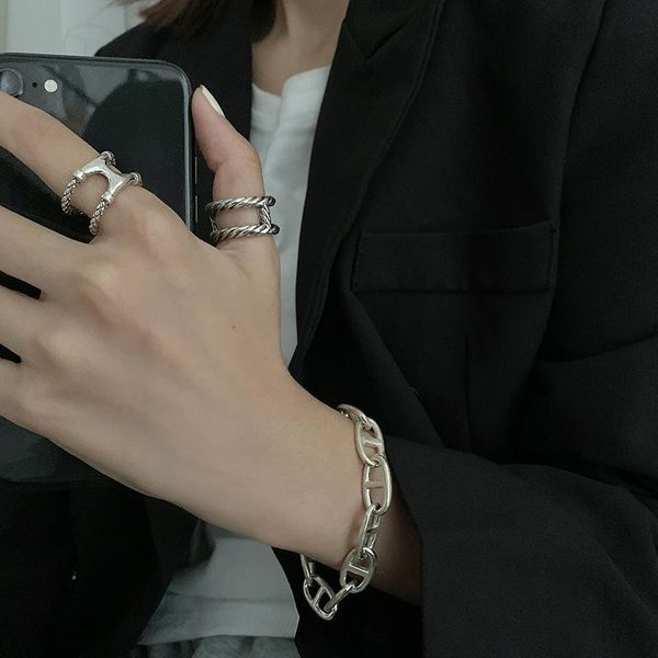 wedding rings buckle bracelet hollow female disco tide cold wind light luxury temperament hand ornaments, Slivery;golden
wedding rings buckle bracelet hollow female disco tide cold wind light luxury temperament hand ornaments, Slivery;golden
