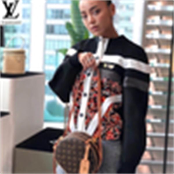 evening brand designer luxury 1eln boite chapeau souple round cake cross bag m52294 handbags bags handles shoulder bags totes body bag
evening brand designer luxury 1eln boite chapeau souple round cake cross bag m52294 handbags bags handles shoulder bags totes body bag