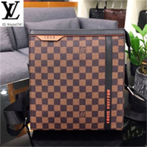 brand designer luxury h53u m23162-4 brown casual outdoor messenger bag men handbags iconic bags shoulder bags totes cross body bag clutc, Red;black
brand designer luxury h53u m23162-4 brown casual outdoor messenger bag men handbags iconic bags shoulder bags totes cross body bag clutc, Red;black