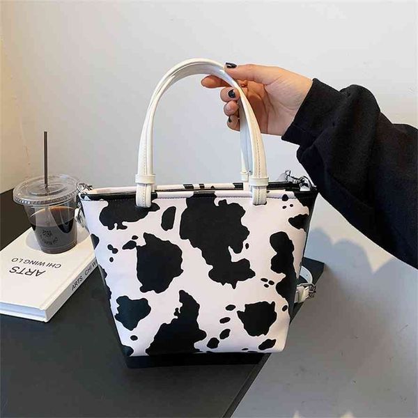 printed women's new 2021 cow pattern handbag and korean fashion one shoulder messenger bag
printed women's new 2021 cow pattern handbag and korean fashion one shoulder messenger bag