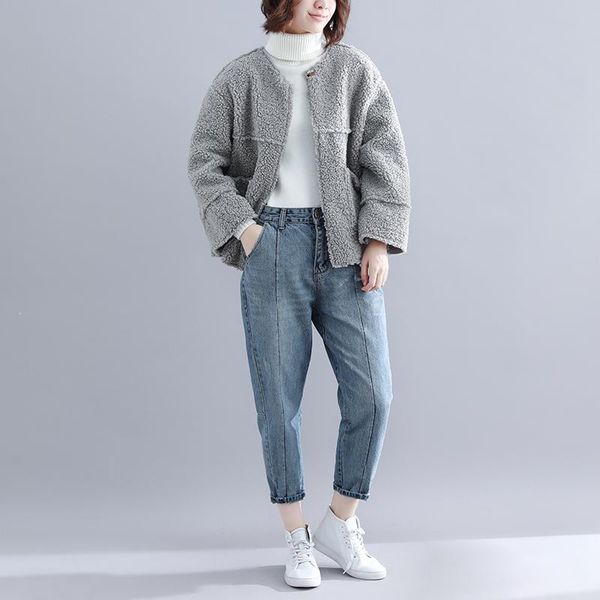 women's jackets 2021 winter suede leather jacket women short motorcycle female loose thick warm plus fleece two sizes wear parkas, Black;brown
women's jackets 2021 winter suede leather jacket women short motorcycle female loose thick warm plus fleece two sizes wear parkas, Black;brown