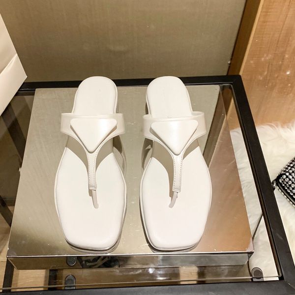 summer women 2021 flat slippers luxurys designers sandals leather slides sandalias casual flip flops brand girl hollow outside cj, Black
summer women 2021 flat slippers luxurys designers sandals leather slides sandalias casual flip flops brand girl hollow outside cj, Black