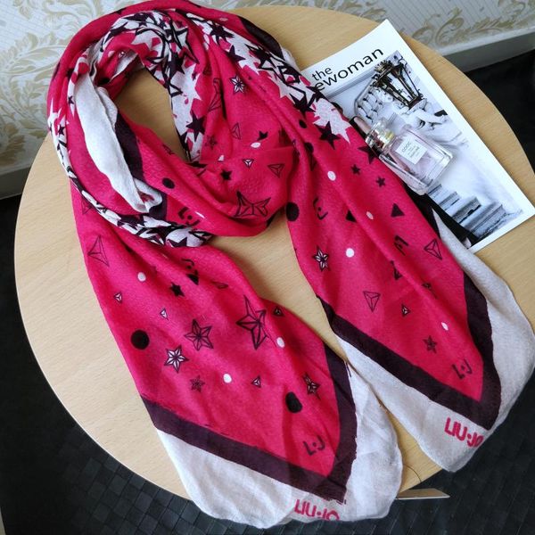 scarves 2021 italian liu jo ladies fashion scarf printed letter cashmere shawl shade and warm beach towel, Blue;gray
scarves 2021 italian liu jo ladies fashion scarf printed letter cashmere shawl shade and warm beach towel, Blue;gray