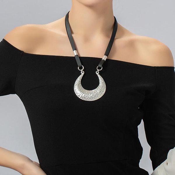 chokers amorcome multistrand black leather cord necklace with matte silver plated moon pendant choker collar necklaces bohemian jewelry, Golden;silver
chokers amorcome multistrand black leather cord necklace with matte silver plated moon pendant choker collar necklaces bohemian jewelry, Golden;silver