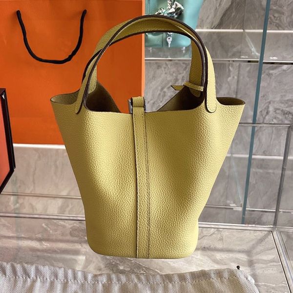 luxury bucket bag classic mini bags small shopper 18cm genuine leather ladies fashion tote
luxury bucket bag classic mini bags small shopper 18cm genuine leather ladies fashion tote