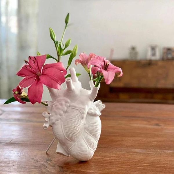 novelty items household sculpture deskdecoration resin anatomical heart shape vase art style human flower pot
novelty items household sculpture deskdecoration resin anatomical heart shape vase art style human flower pot