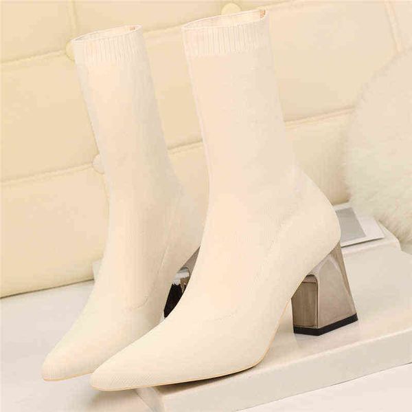 2021 women stretch boots 7cm high heels fetish white sock ankle boots stripper low block heels warm plush autumn winter shoes y1105, Black
2021 women stretch boots 7cm high heels fetish white sock ankle boots stripper low block heels warm plush autumn winter shoes y1105, Black