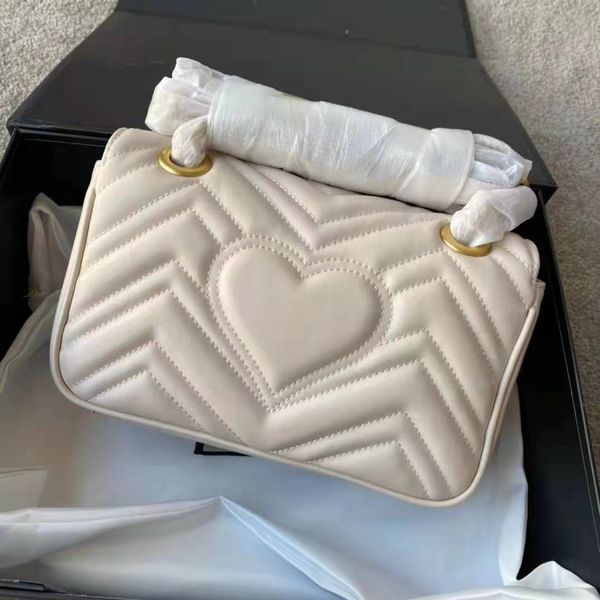 fashion classic one-shoulder ladies chain messenger bag sheepskin material popular in 2021 new luxury high-end gifts uosu
fashion classic one-shoulder ladies chain messenger bag sheepskin material popular in 2021 new luxury high-end gifts uosu