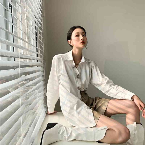 women's two piece pants metal button up shirt long sleeve and bloues desinger collar white spring 2021 fashion women clothing
women's two piece pants metal button up shirt long sleeve and bloues desinger collar white spring 2021 fashion women clothing