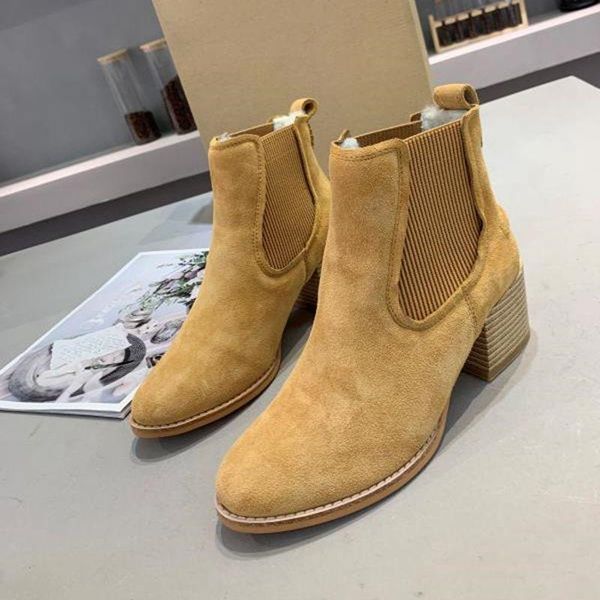 boots genuine suede leather women chalsea fashion fur inside warm winter snow chunky high heels short 2021, Black
boots genuine suede leather women chalsea fashion fur inside warm winter snow chunky high heels short 2021, Black