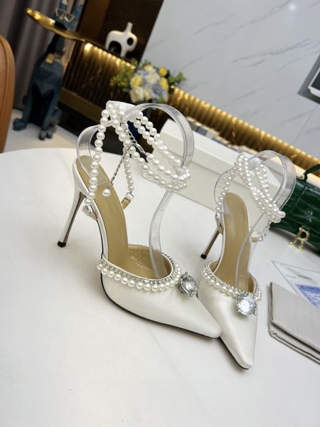 2022 designers dress shoes wedding sandals evening slingback satin bow pumps 6.5cm crystal-embellishments rhinestone shoe spool heels sanda, Black
2022 designers dress shoes wedding sandals evening slingback satin bow pumps 6.5cm crystal-embellishments rhinestone shoe spool heels sanda, Black