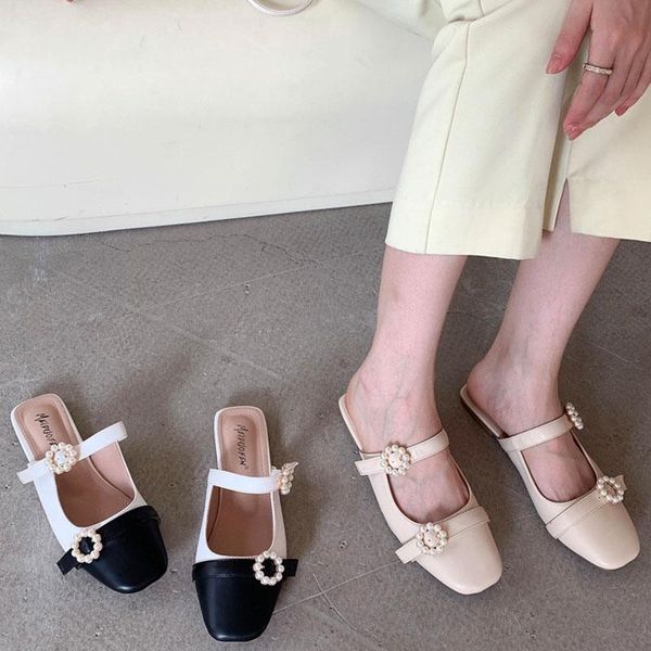 slippers 2021 women mules brand fashion pearl buckle leather retro flat female slip on shoes loafers ladies flip flops, Black
slippers 2021 women mules brand fashion pearl buckle leather retro flat female slip on shoes loafers ladies flip flops, Black