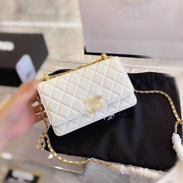 sports sports xiaoxiangfeng new double ball small golden bead woc chain bag drawstring double golden ball mini caviar sheepskin messenger ba, Red;black
sports sports xiaoxiangfeng new double ball small golden bead woc chain bag drawstring double golden ball mini caviar sheepskin messenger ba, Red;black