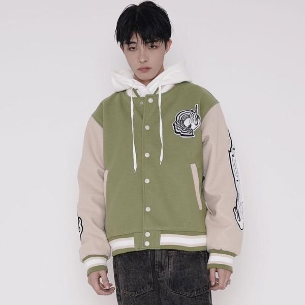 men's jackets 2021 men bomber jacket fleece cotton baseball buttons windbreaker embroidery letters male outwear, Black;brown
men's jackets 2021 men bomber jacket fleece cotton baseball buttons windbreaker embroidery letters male outwear, Black;brown