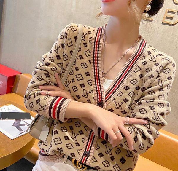 winter fall women letter pattern cardigan sweater coat wool blended woman knitwear ladies knitted v-neck long sleeve, White;black
winter fall women letter pattern cardigan sweater coat wool blended woman knitwear ladies knitted v-neck long sleeve, White;black