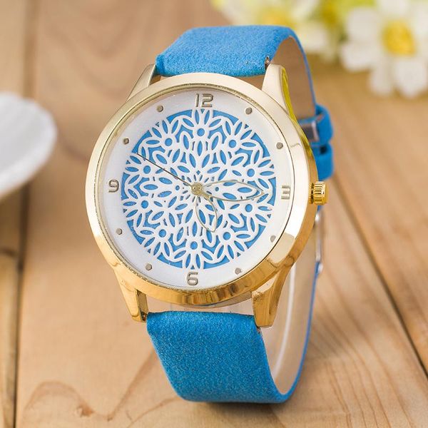 wristwatches selling leather watch women fashion hollow pattern leaf shape pointer quartz watches price drop, Slivery;brown
wristwatches selling leather watch women fashion hollow pattern leaf shape pointer quartz watches price drop, Slivery;brown