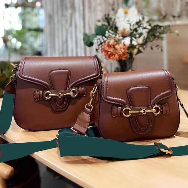 classic horseshoe buckle saddle bags single shoulder messenger bag fashion design sense women's hand bag large capacity commuter handba
classic horseshoe buckle saddle bags single shoulder messenger bag fashion design sense women's hand bag large capacity commuter handba