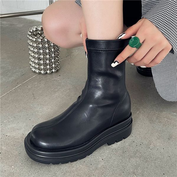 martin 2021 autumn and winter british thin muffin thick soled children's versatile women's zipper short boots, Black
martin 2021 autumn and winter british thin muffin thick soled children's versatile women's zipper short boots, Black