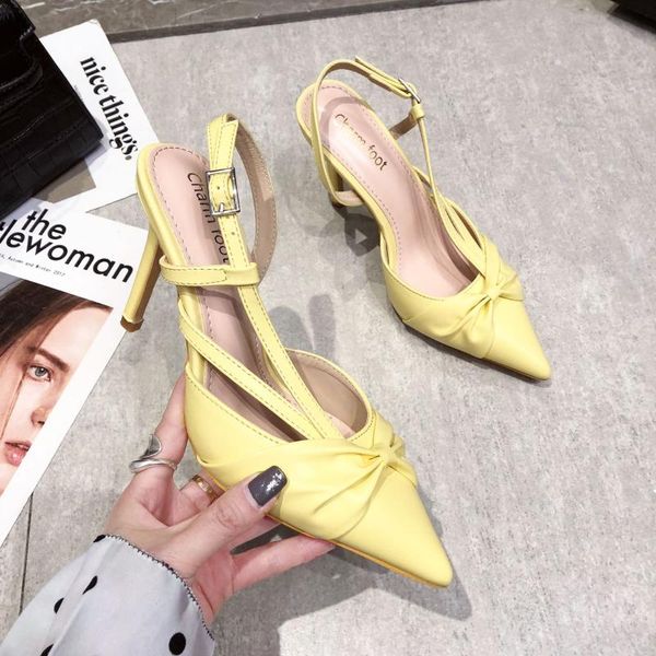dress shoes single shoe women spring and summer 2021 pointed toe thin heel side hollow strap pu fabric bow heels, Black
dress shoes single shoe women spring and summer 2021 pointed toe thin heel side hollow strap pu fabric bow heels, Black