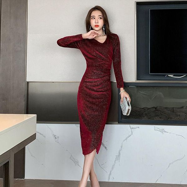 casual dresses women 2021 spring autumn slim velvet evening party dress female v-neck long sleeve midi elegant bodycon vestidos s983, Black;gray
casual dresses women 2021 spring autumn slim velvet evening party dress female v-neck long sleeve midi elegant bodycon vestidos s983, Black;gray