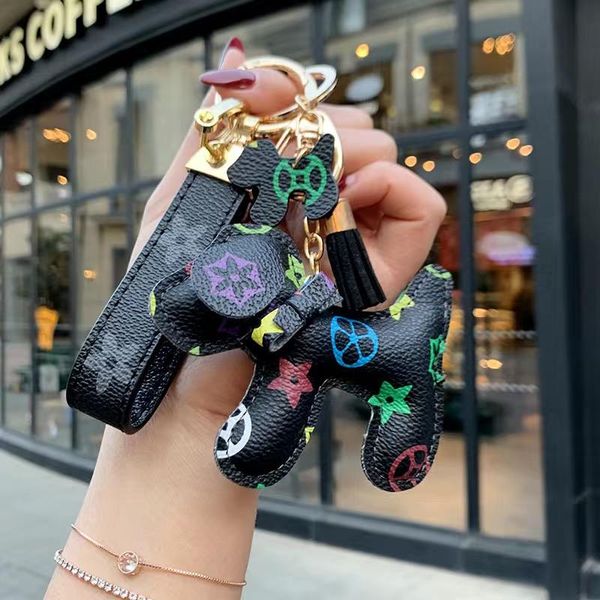 2021 fashion luxury designer keychains for women and men sublimation blanks keychain gold alloy leather car key ring lovers keys rings chain, Silver
2021 fashion luxury designer keychains for women and men sublimation blanks keychain gold alloy leather car key ring lovers keys rings chain, Silver