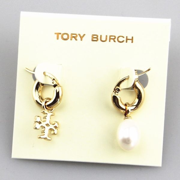 ladies fashion jewelry pearl left and right asymmetric earrings electroplating 18k thickened real gold, Golden 
ladies fashion jewelry pearl left and right asymmetric earrings electroplating 18k thickened real gold, Golden