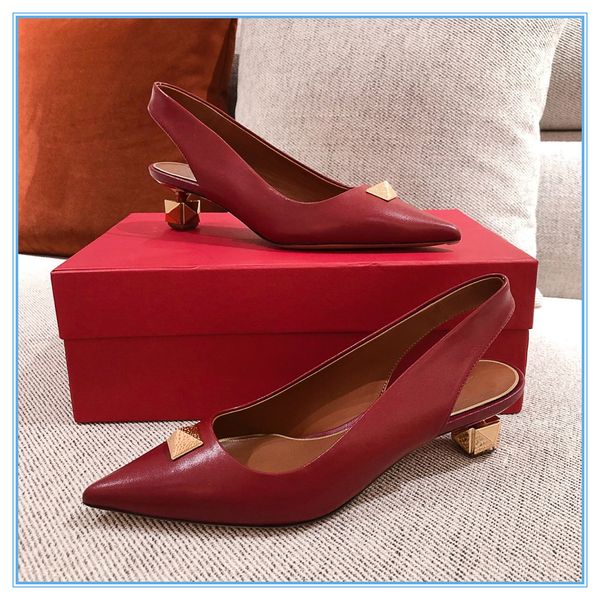 2021ss summer fashion beach ladies sandals comfortable rhinestone platform wedges women shoes footwear pointedtoe slides with box, Black
2021ss summer fashion beach ladies sandals comfortable rhinestone platform wedges women shoes footwear pointedtoe slides with box, Black