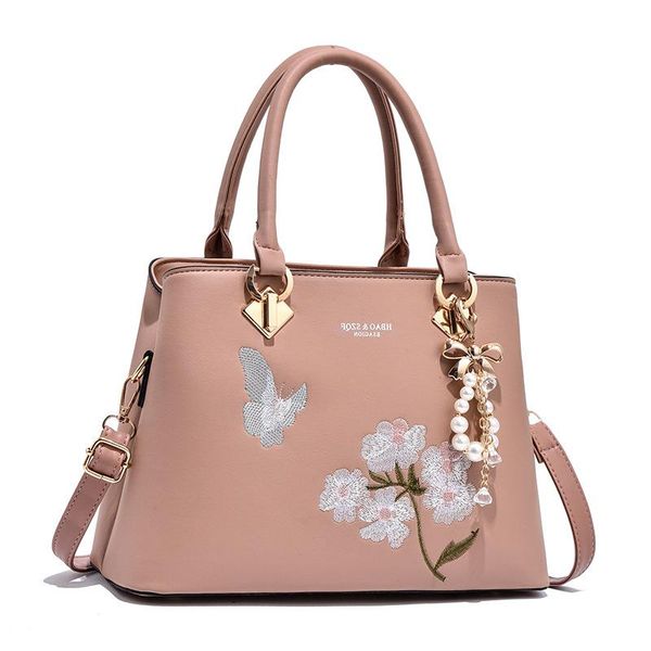 shoulder 2021 new handbag lady mother messenger embroidered fashion middle-aged bag knwfl
shoulder 2021 new handbag lady mother messenger embroidered fashion middle-aged bag knwfl