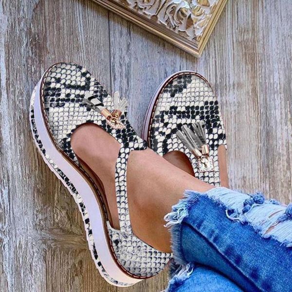 snake print sandals women summer buckle strap solid fringe cover heel flat platform casual ladies plus size, Black
snake print sandals women summer buckle strap solid fringe cover heel flat platform casual ladies plus size, Black