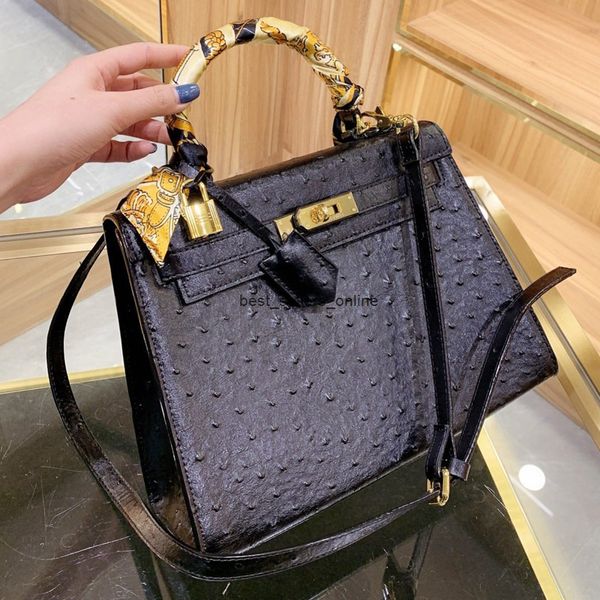 women handbag genuine bags shoulder fashion plain calf leather ostrich skin lock key hasp artwork hand bag, Red;black
women handbag genuine bags shoulder fashion plain calf leather ostrich skin lock key hasp artwork hand bag, Red;black