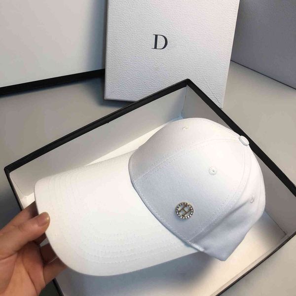 fashion designer lengthened eaves cotton simple water drill h-standard baseball cap men and women travel shade leisure cap, Black;white
fashion designer lengthened eaves cotton simple water drill h-standard baseball cap men and women travel shade leisure cap, Black;white
