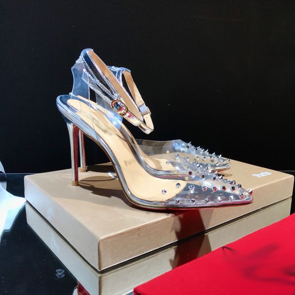 2021 good quality fashion women luxurys designers shoes designer sandals womens luxury high heels sandal dress shoess with box size 35-41 -n, Black
2021 good quality fashion women luxurys designers shoes designer sandals womens luxury high heels sandal dress shoess with box size 35-41 -n, Black