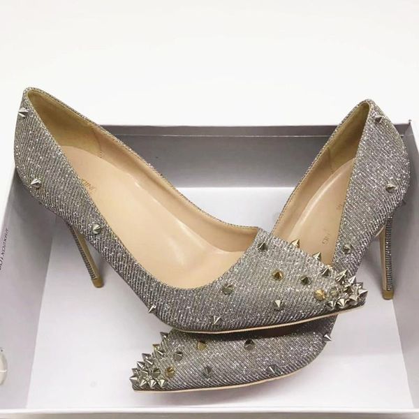 dress shoes women's 2021 silver riveted celebrity high-heeled 12cm thin heel pointed shallow mouth single banquet shoe, Black
dress shoes women's 2021 silver riveted celebrity high-heeled 12cm thin heel pointed shallow mouth single banquet shoe, Black