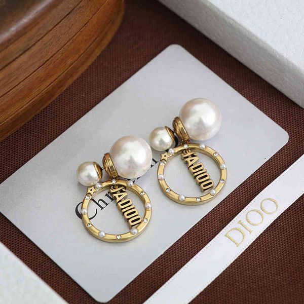 factory specials aa high-quality family's new letter pearl earrings in 2021, Golden
factory specials aa high-quality family's new letter pearl earrings in 2021, Golden