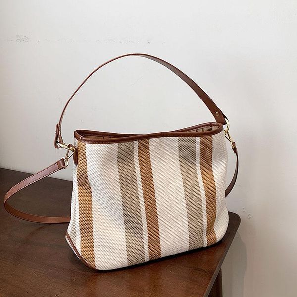evening bags design lattice canvas bag female 2021 fashion korean casual tote ins large capacity shoulder
evening bags design lattice canvas bag female 2021 fashion korean casual tote ins large capacity shoulder