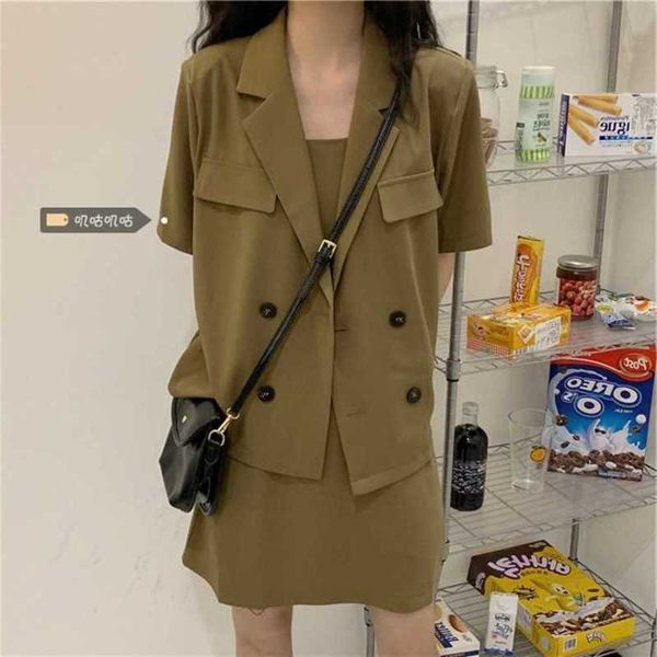 large size drop feeling small suspender skirt women's fat mm summer temperament thin short sleeve suit, Black;gray
large size drop feeling small suspender skirt women's fat mm summer temperament thin short sleeve suit, Black;gray