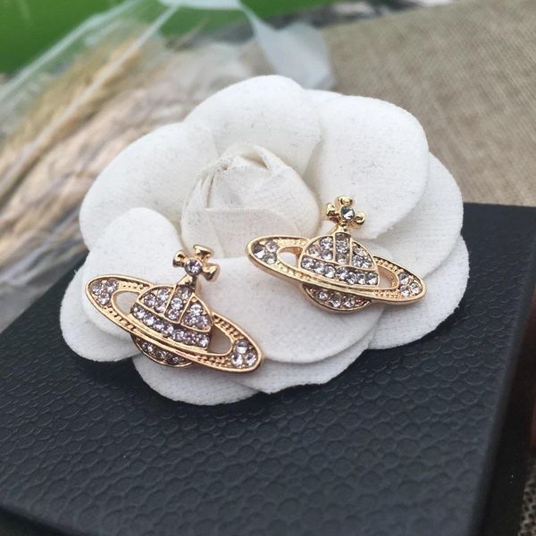 2018 new satellite diamond earrings temperament wild ladies earrings je0635, Golden;silver
2018 new satellite diamond earrings temperament wild ladies earrings je0635, Golden;silver
